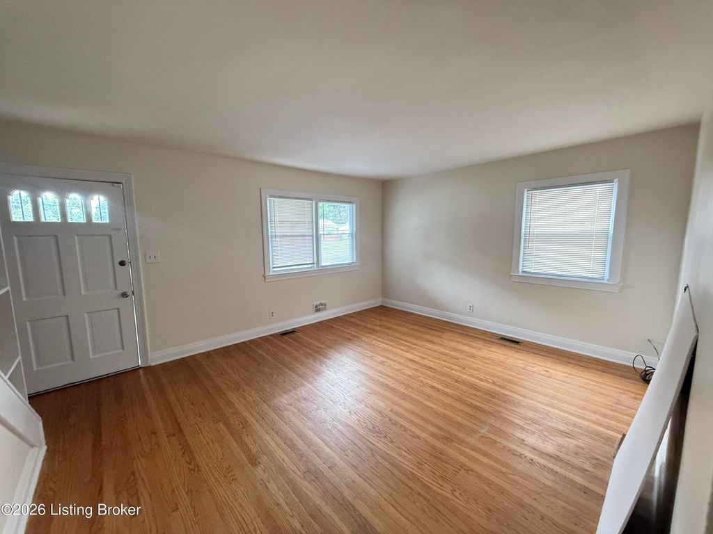 Photo of 1770 Wilart Dr, Louisville, KY 40210 (MLS # 1723192)