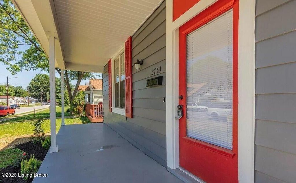 Photo of 3753 Lentz Ave, Louisville, KY 40215 (MLS # 1713889)