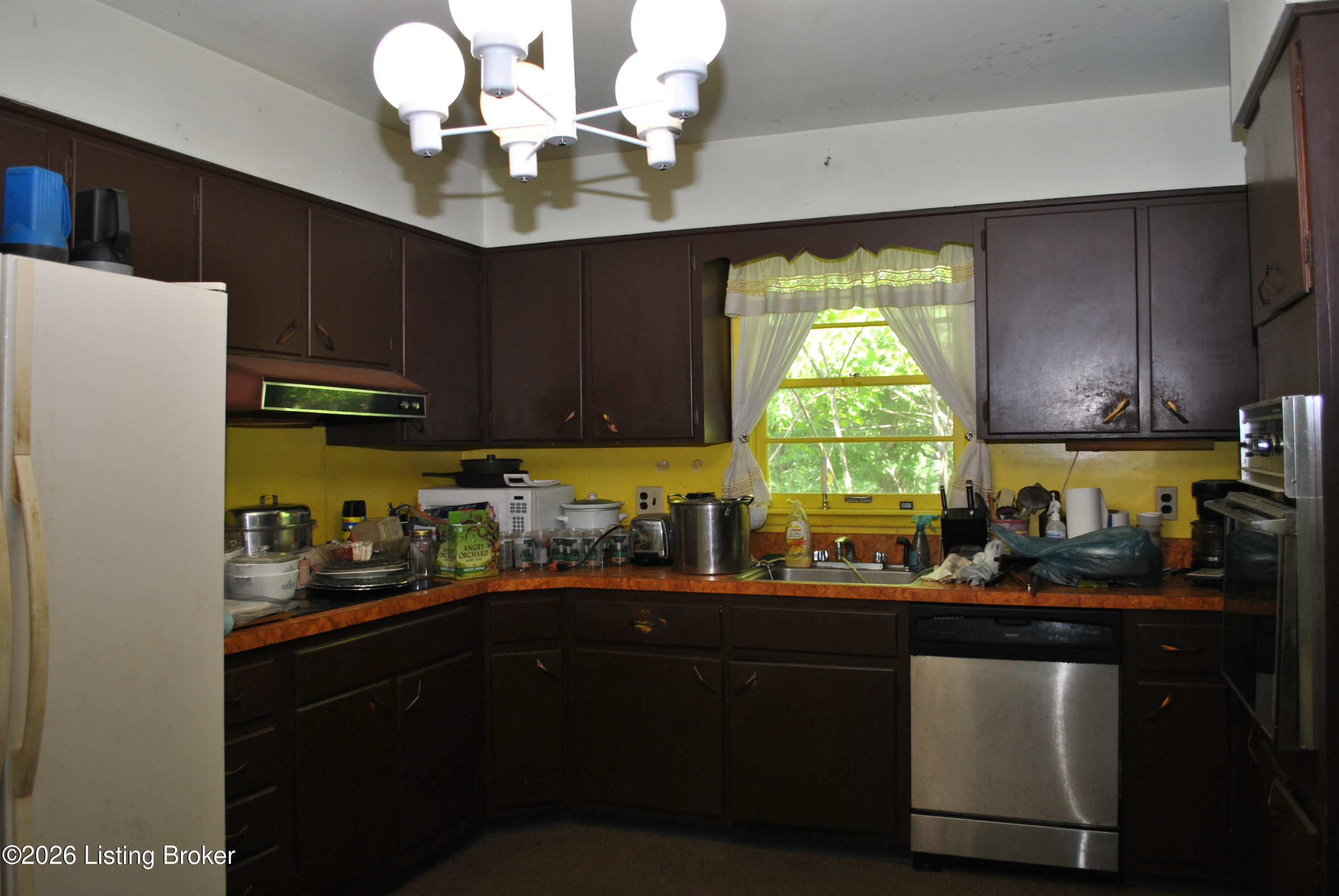 5337 Lost Trail