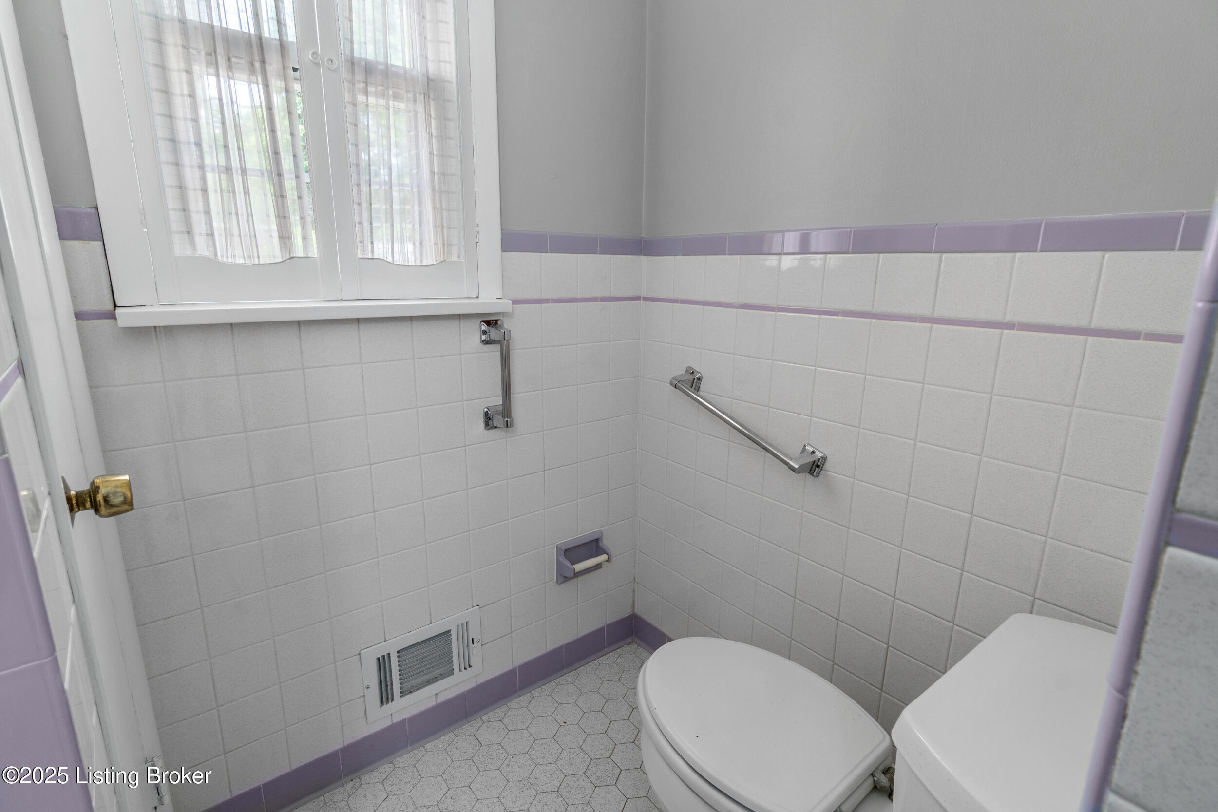 4307 Quiet Way, Louisville, Pennsylvania image 30