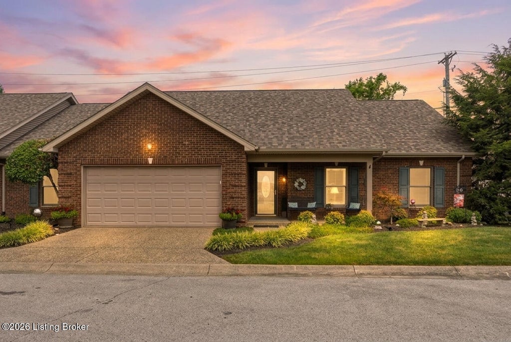 Photo of 36 Trace Ln, Shelbyville, KY 40065 (MLS # 1724295)