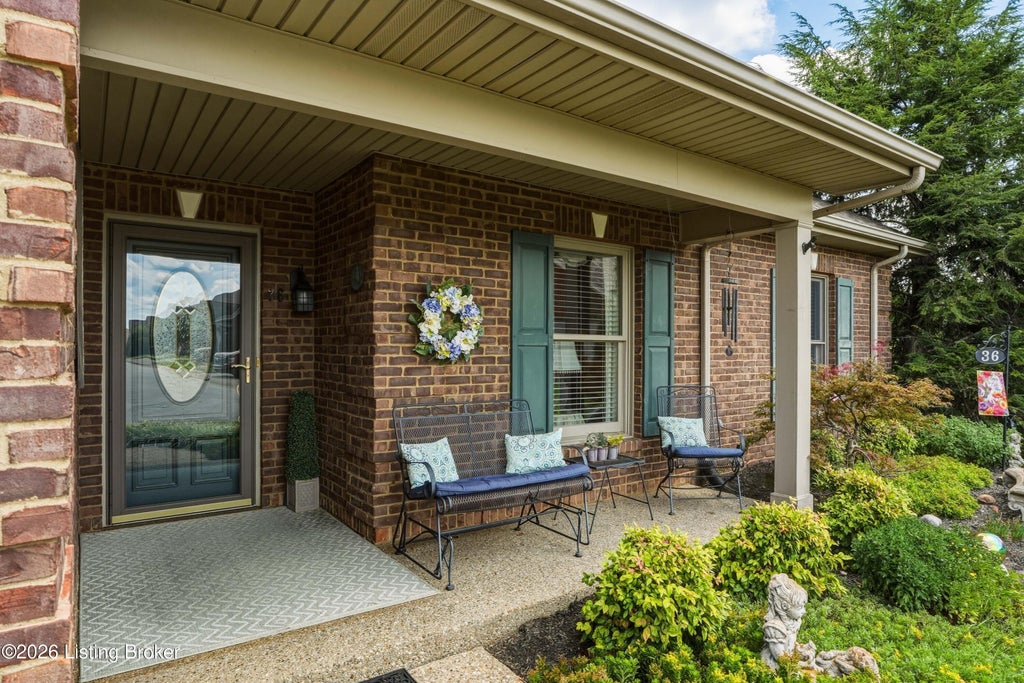Photo of 36 Trace Ln, Shelbyville, KY 40065 (MLS # 1724295)