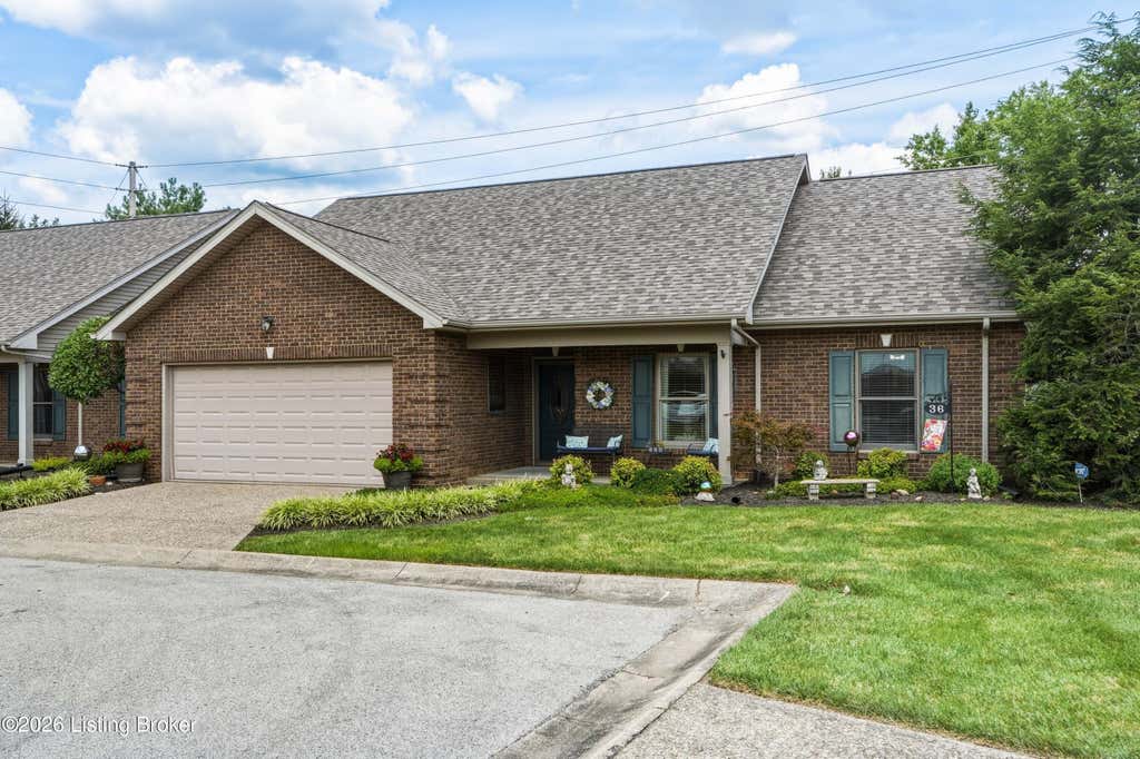 Photo of 36 Trace Ln, Shelbyville, KY 40065 (MLS # 1724295)