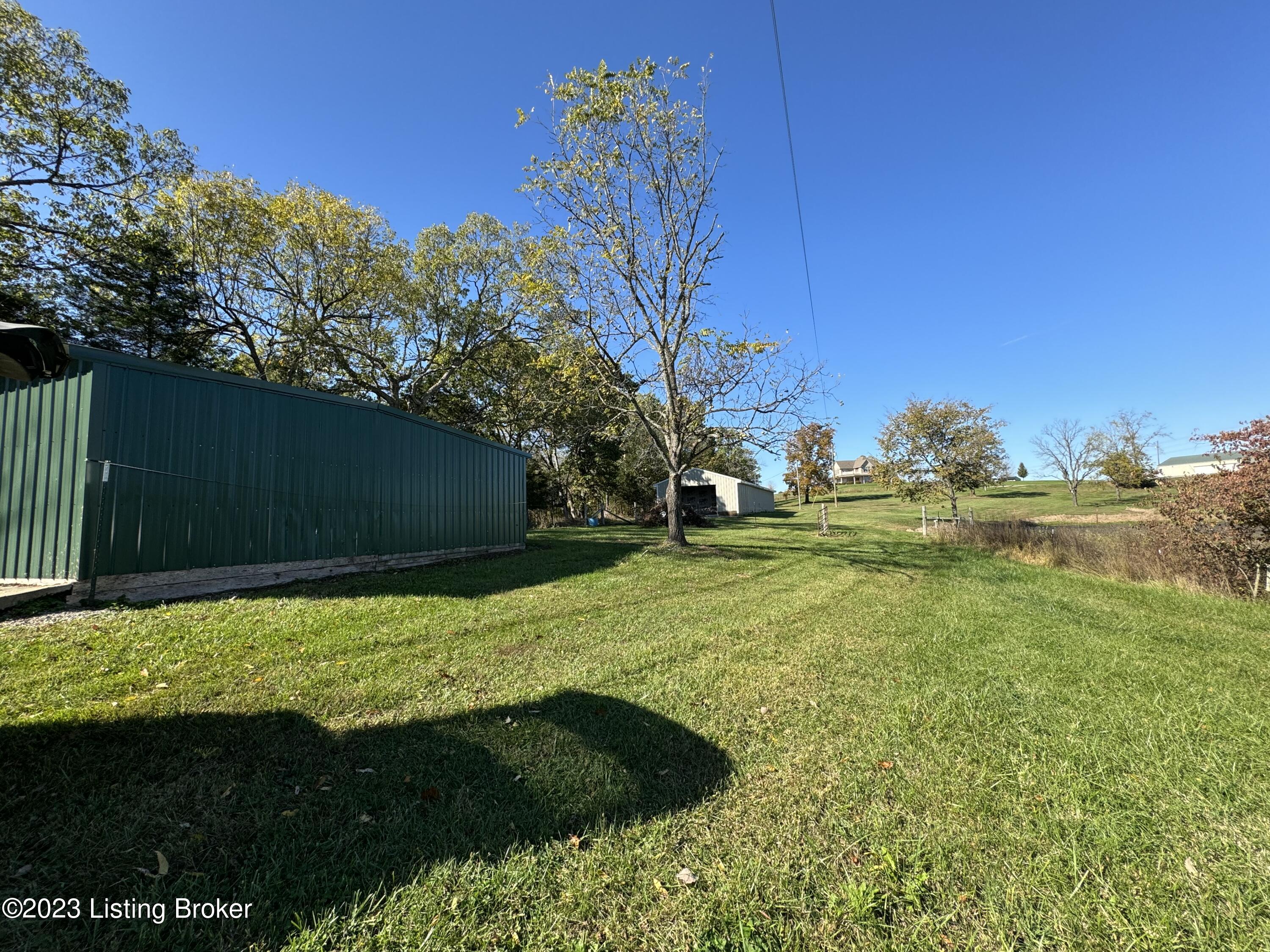 8 N Hwy 227, Worthville, Pennsylvania image 13