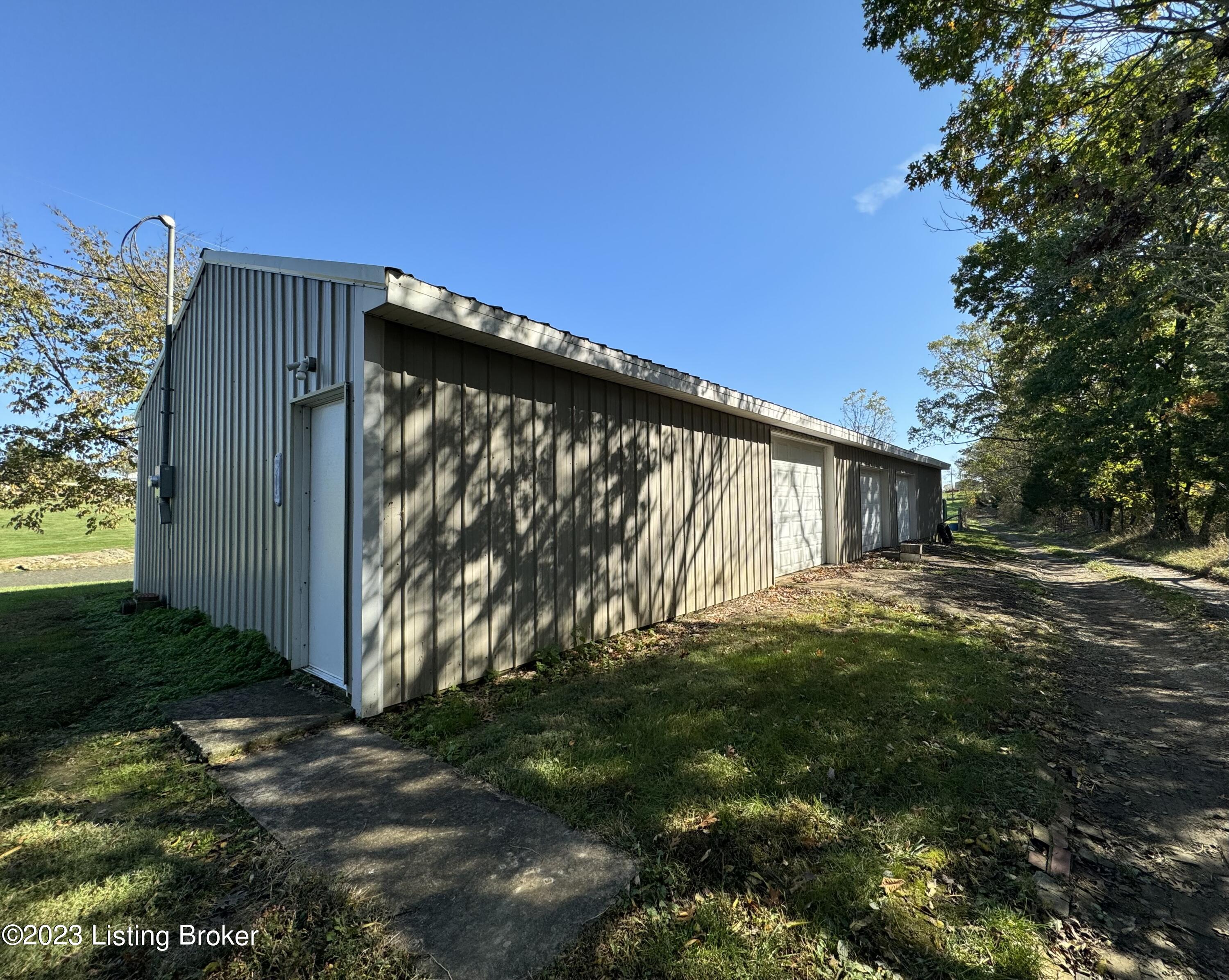 8 N Hwy 227, Worthville, Pennsylvania image 9