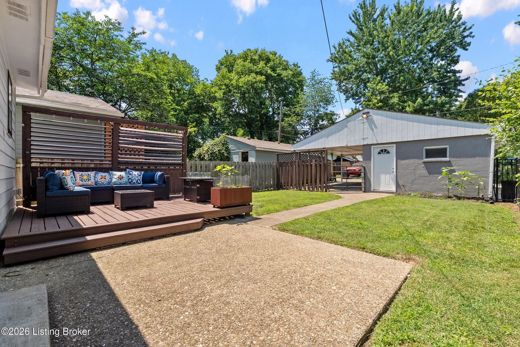 Photo of 3009 Wentworth Ave, Louisville, KY 40206 (MLS # 1719636)