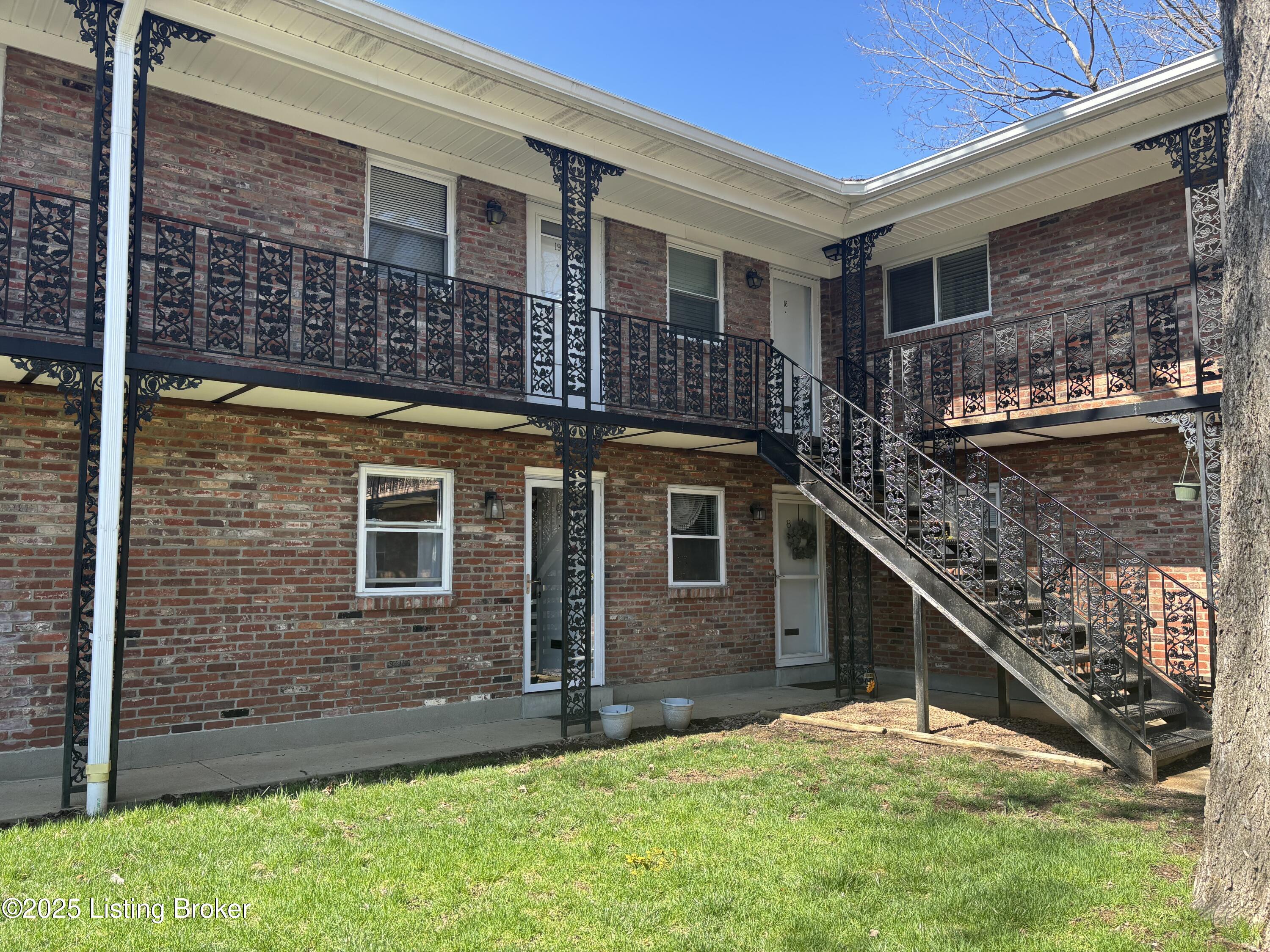 198 Crescent Ave #9, Louisville, Kentucky image 1