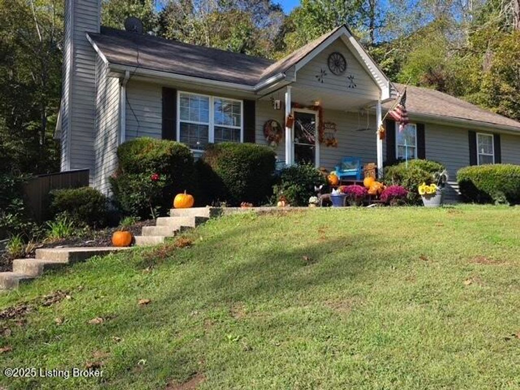 Photo of 3805 Wilson Creek Rd, Lebanon Junction, KY 40150 (MLS # 1705414)