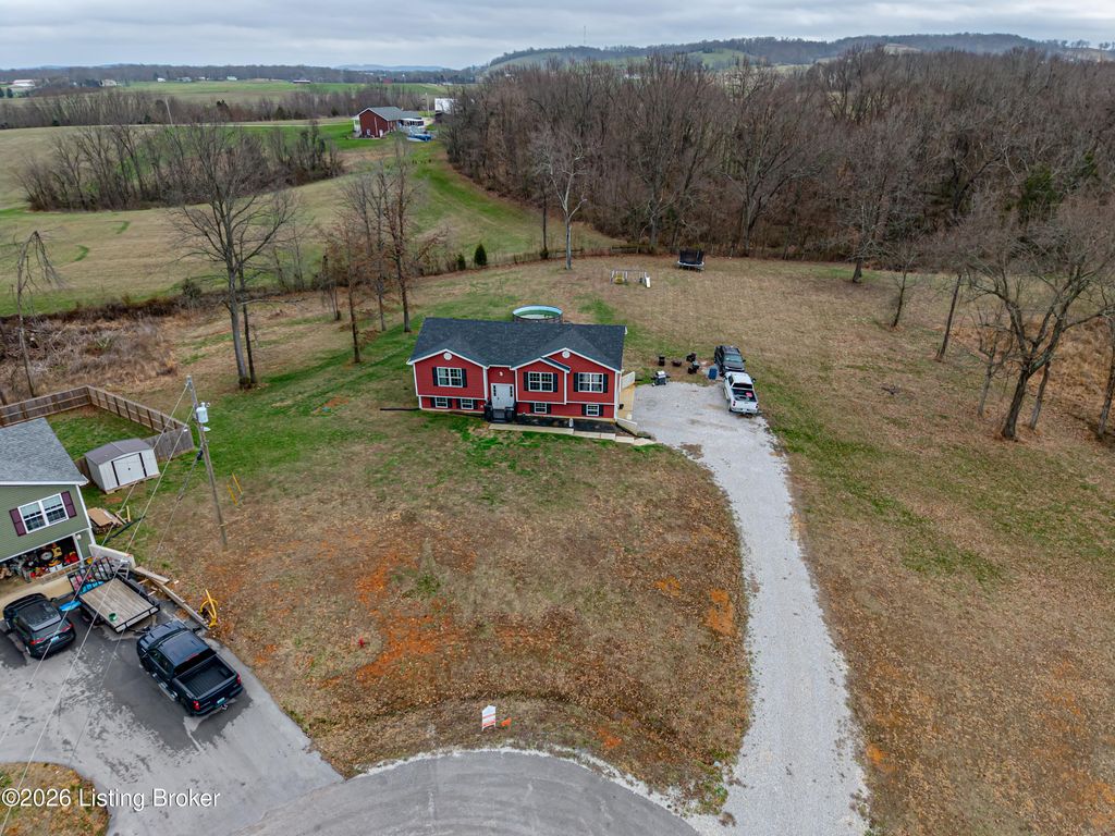 Photo of 52 Londyn Ln, Guston, KY 40142 (MLS # 1711059)