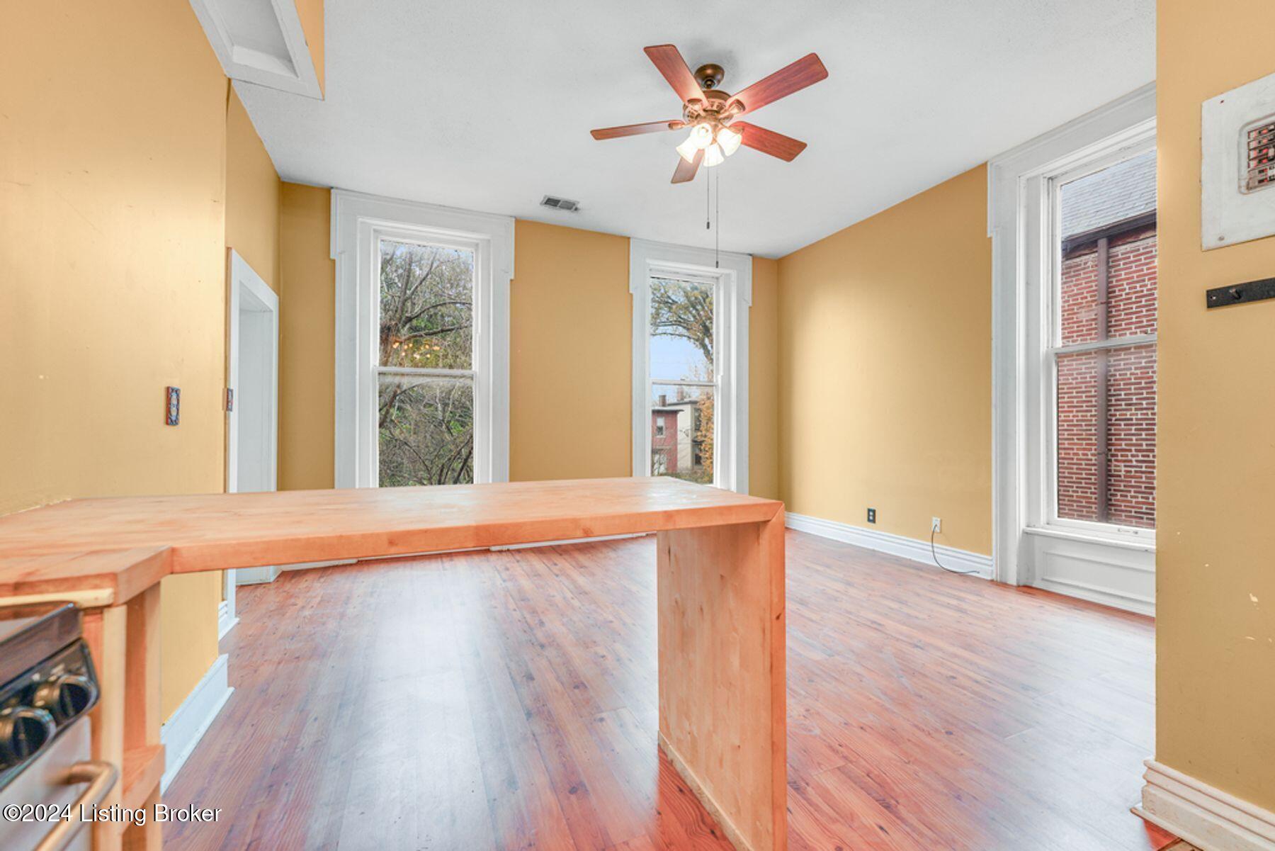 1131 S Brook St #3, Louisville, Kentucky image 7