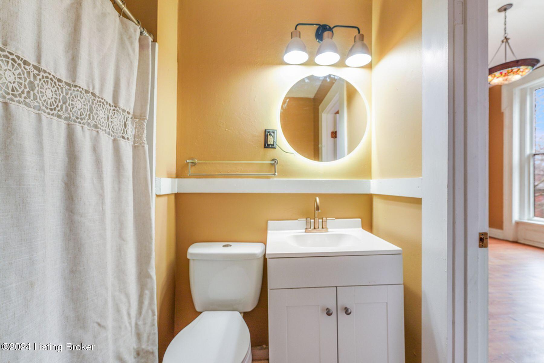 1131 S Brook St #3, Louisville, Kentucky image 13
