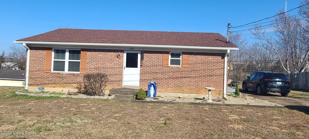 Photo of 308 Crossgate Rd, Elizabethtown, KY 42701 (MLS # 1710818)