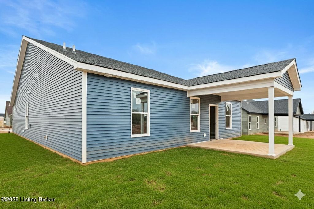 Photo of 24 Betty Boyd Ln, Brandenburg, KY 40108 (MLS # 1723467)