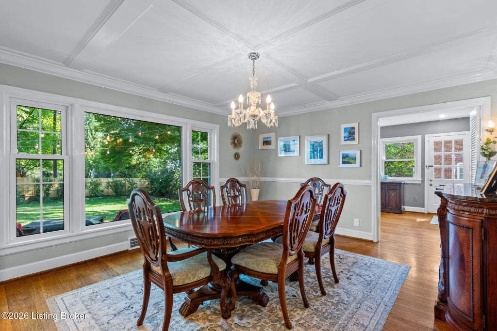 Photo of 3906 Leland Rd, Louisville, KY 40207 (MLS # 1724117)