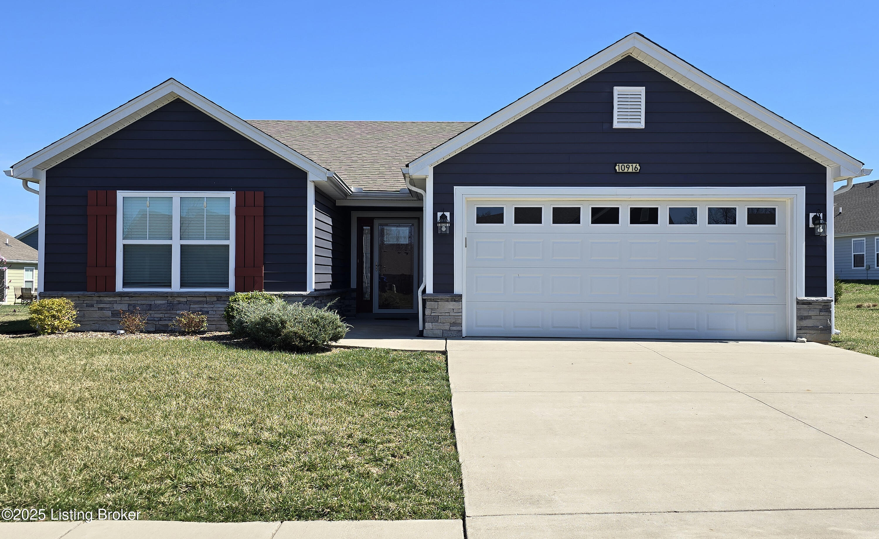 10916 Pheasant Hill Cir, Louisville, Kentucky image 1
