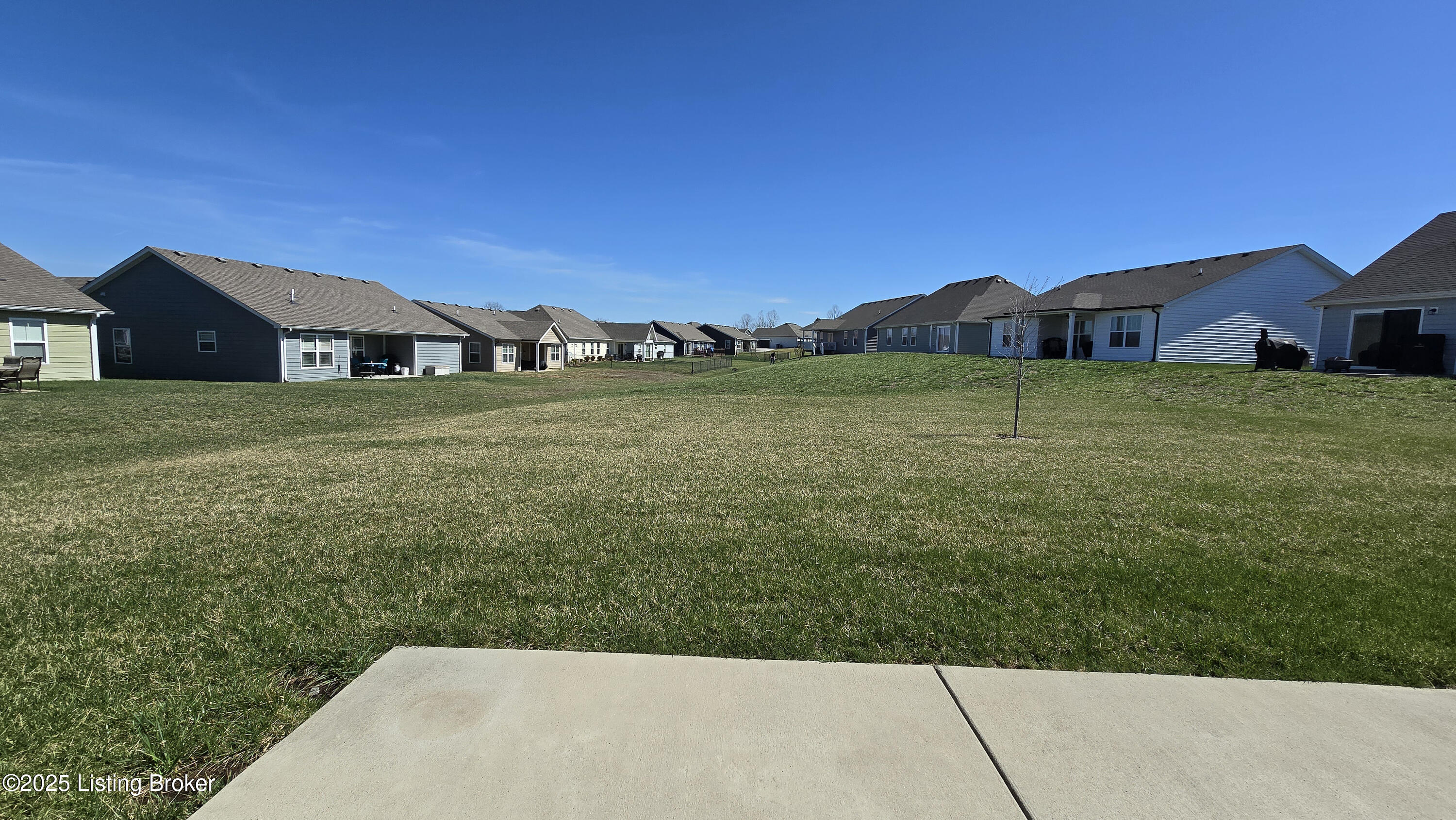10916 Pheasant Hill Cir, Louisville, Kentucky image 24