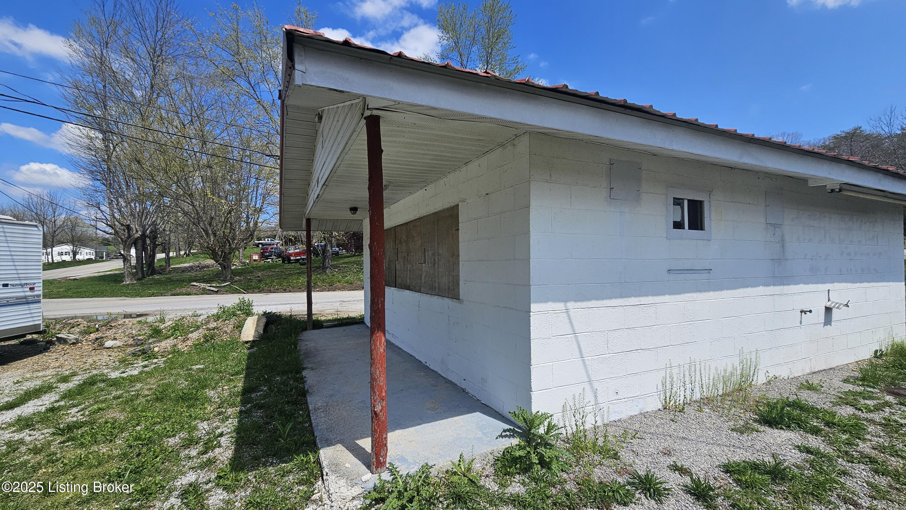 2622 Ky 198, Middleburg, Pennsylvania image 9