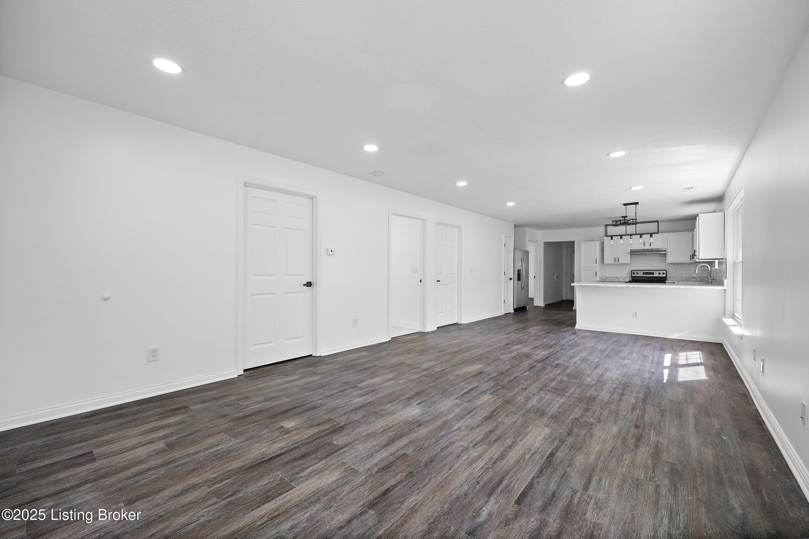 9808 Williamsborough Ln, Louisville, Pennsylvania image 7