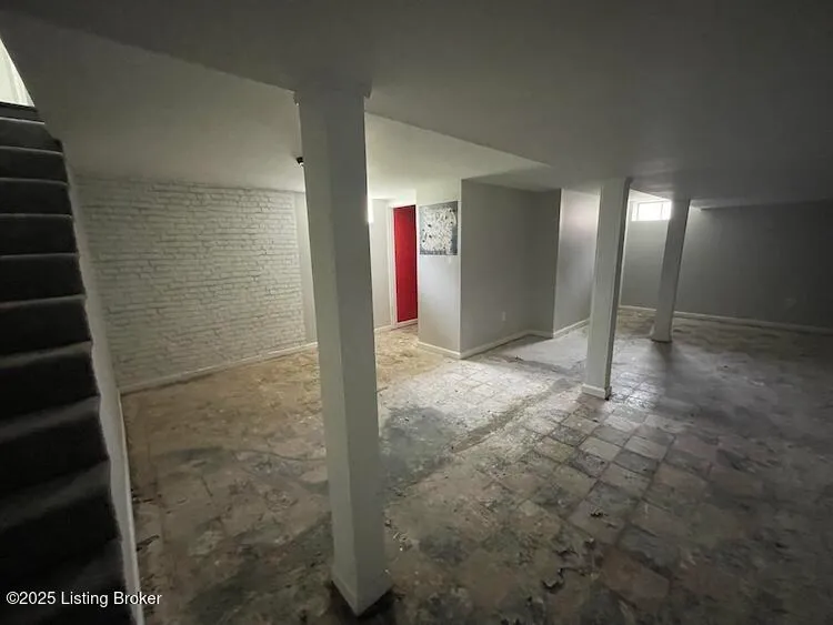 Louisville, Kentucky 40216, United States, 3 Bedrooms Bedrooms, ,2 BathroomsBathrooms,Residential,Active,150854