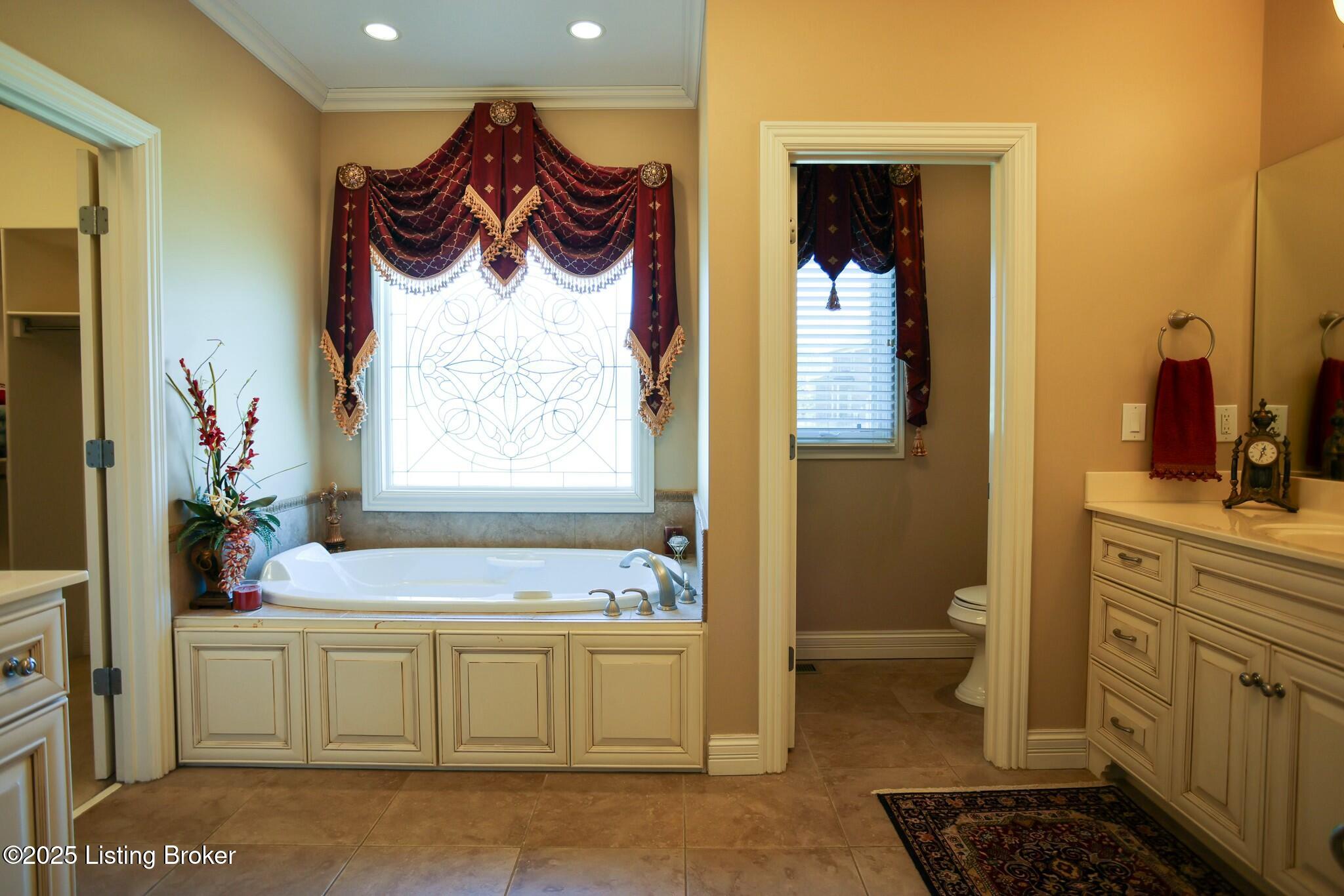 516 Locust Creek Blvd, Louisville, Pennsylvania image 21