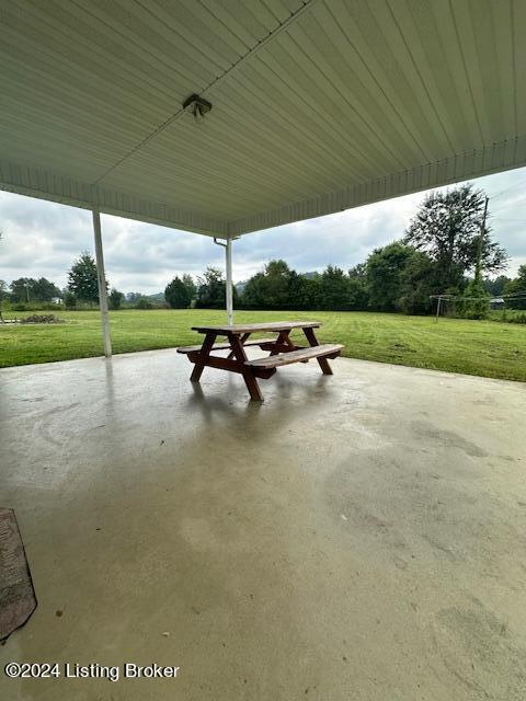 2440 S Hwy 379, Jamestown, Kentucky image 25