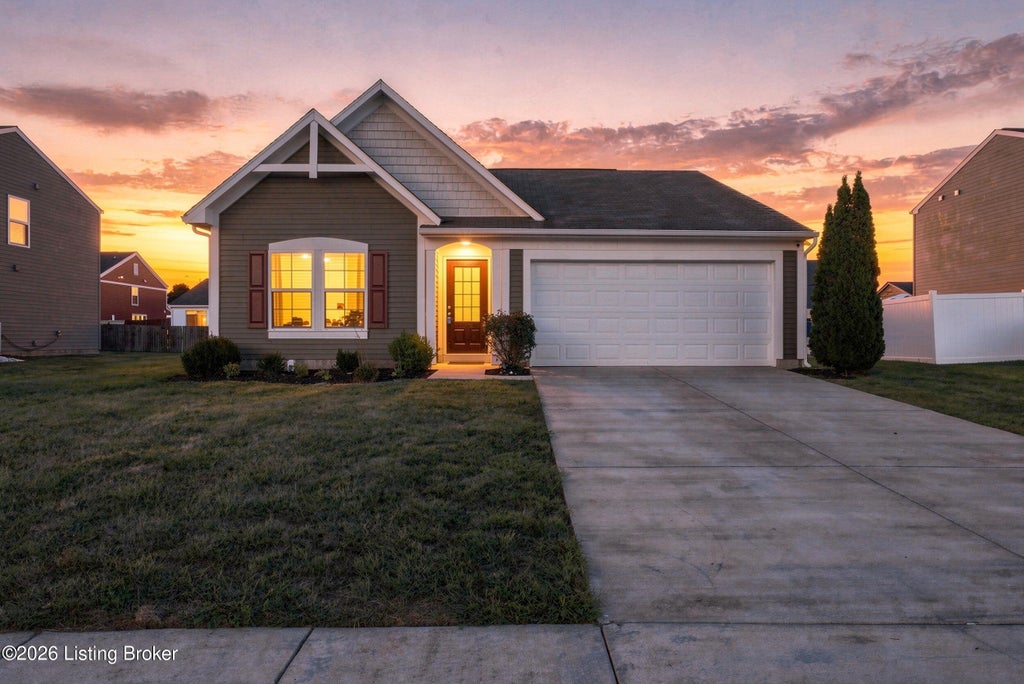 Photo of 124 Gadwall Ct, Shepherdsville, KY 40165 (MLS # 1730541)
