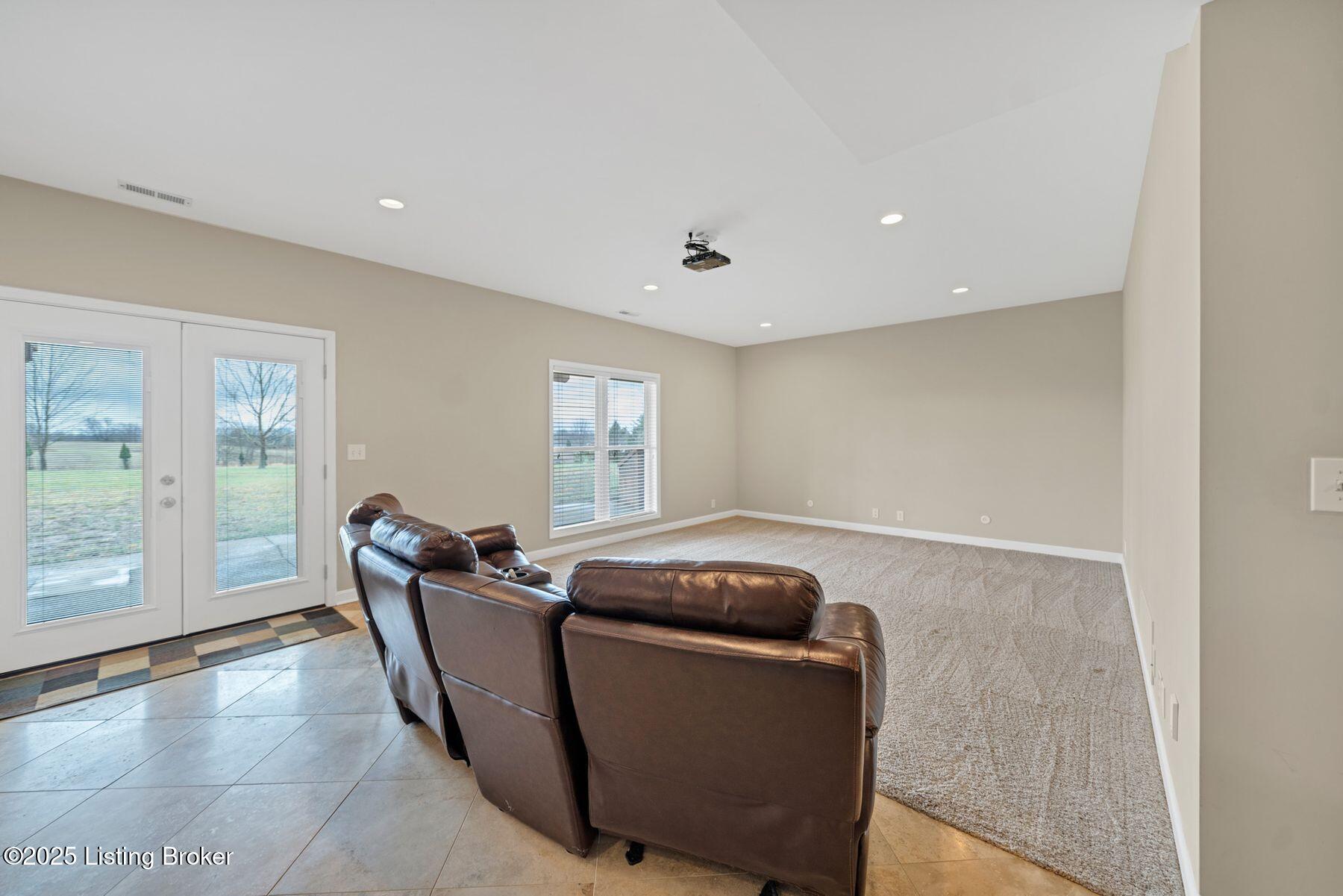 2504 Garrett Point Rd, La Grange, Kentucky image 39
