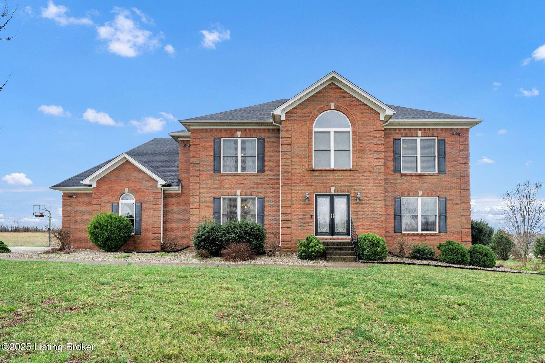 2504 Garrett Point Rd, La Grange, Kentucky image 1