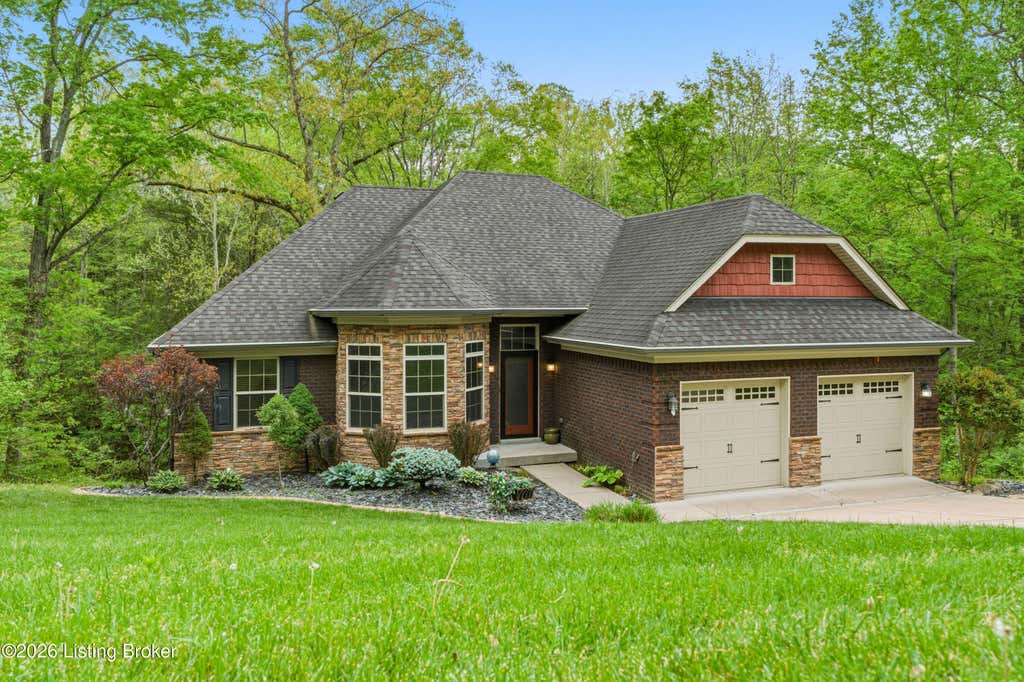 Photo of 304 Hidden Falls Dr, Mt Washington, KY 40047 (MLS # 1723229)