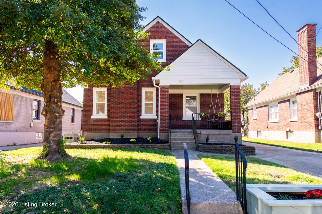 Photo of 222 McCready Ave, Louisville, KY 40206 (MLS # 1732541)