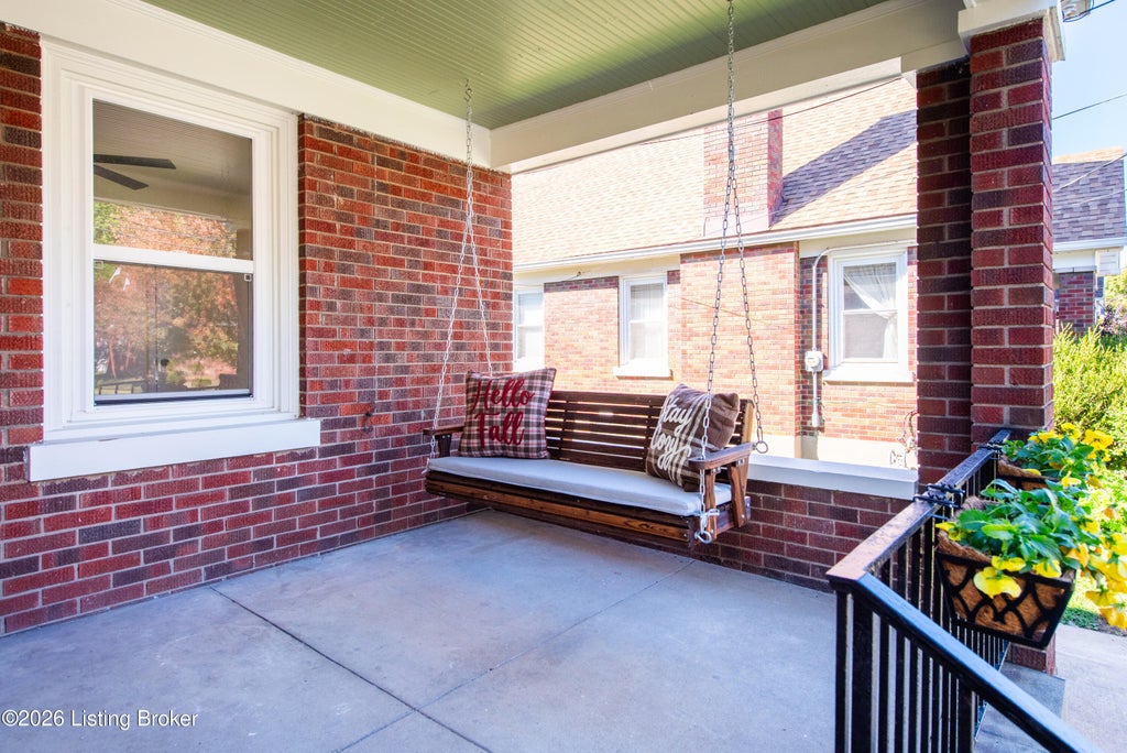 Photo of 222 McCready Ave, Louisville, KY 40206 (MLS # 1732541)