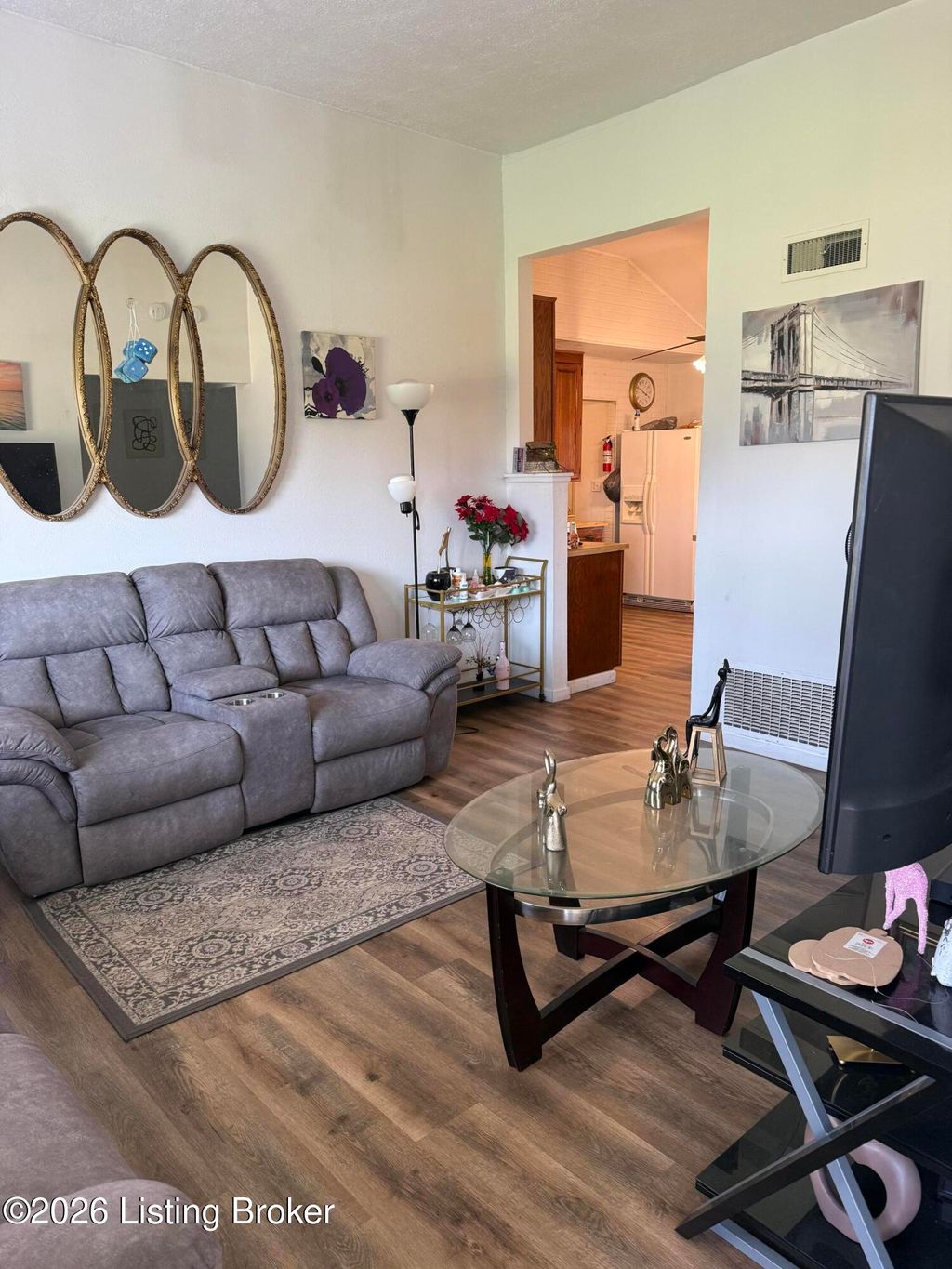 Photo of 14019 Darwin Blvd, Louisville, KY 40272 (MLS # 1712244)