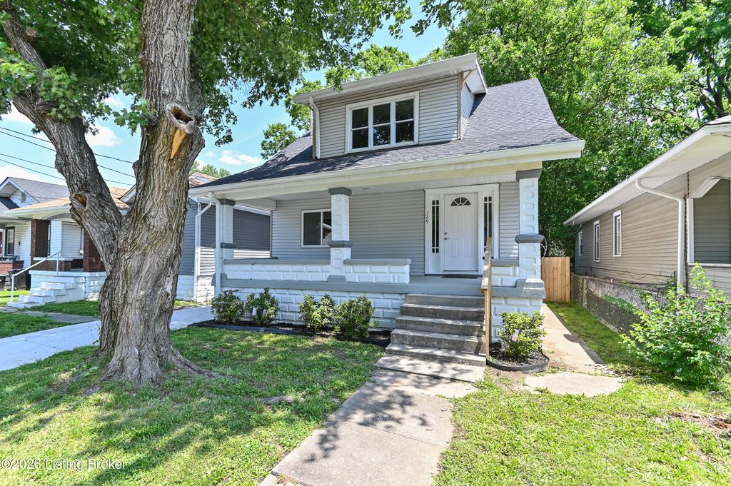 Photo of 129 S 44th St, Louisville, KY 40212 (MLS # 1717866)