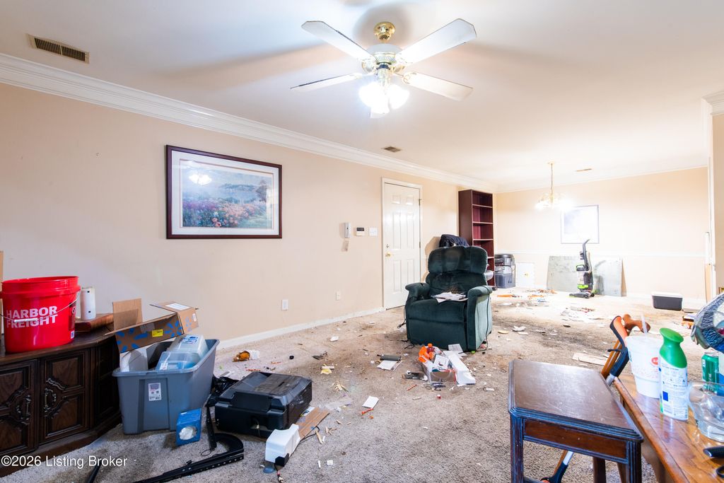 Photo of 7501 Judy Ave #UNIT 4, Louisville, KY 40214 (MLS # 1716053)
