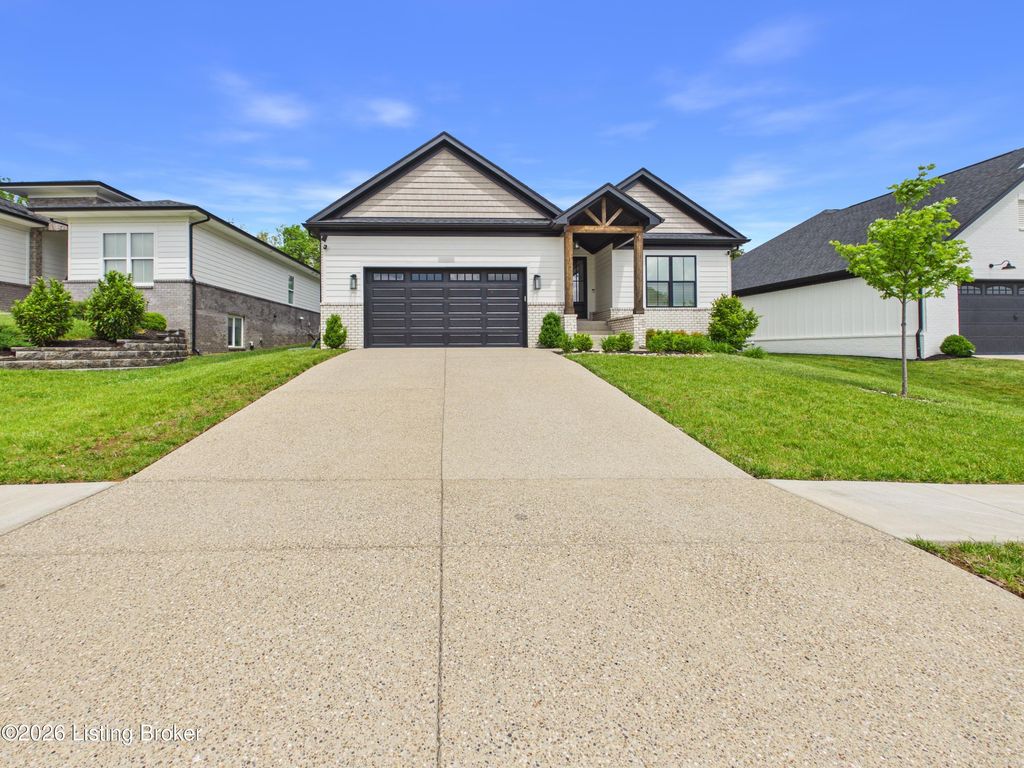 Photo of 12118 Cypress Ridge Dr, Jeffersontown, KY 40299 (MLS # 1716265)
