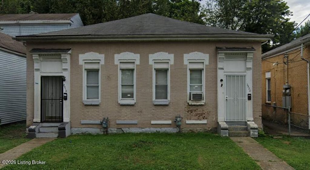 Photo of 2518/2520 Rowan St, Louisville, KY 40212 (MLS # 1711390)