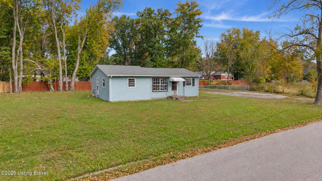 Photo of 6711 Duroc Ave, Prospect, KY 40059 (MLS # 1732866)