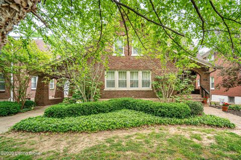 Photo of 4909 Southern Pkwy, Louisville, KY 40214 (MLS # 1715918)