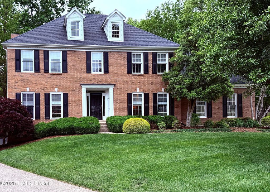 Photo of 14802 Woodmont Park Pl, Louisville, KY 40245 (MLS # 1716508)