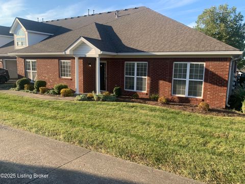 Photo of 41 Fairway Crossing Xing, Shelbyville, KY 40065 (MLS # 1699885)
