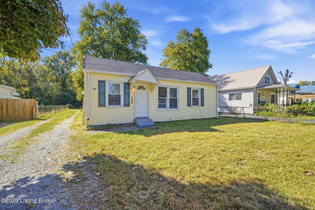 Photo of 1256 Vim Dr, Louisville, KY 40213 (MLS # 1731234)