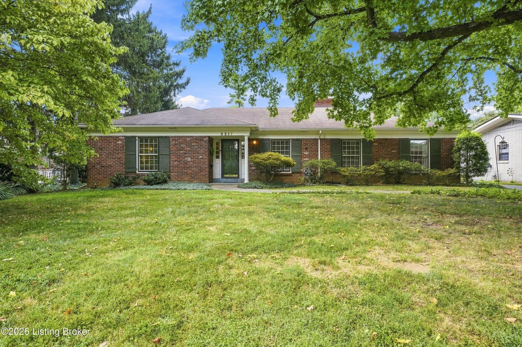 Photo of 3217 Dundee Rd, Louisville, KY 40205 (MLS # 1728314)