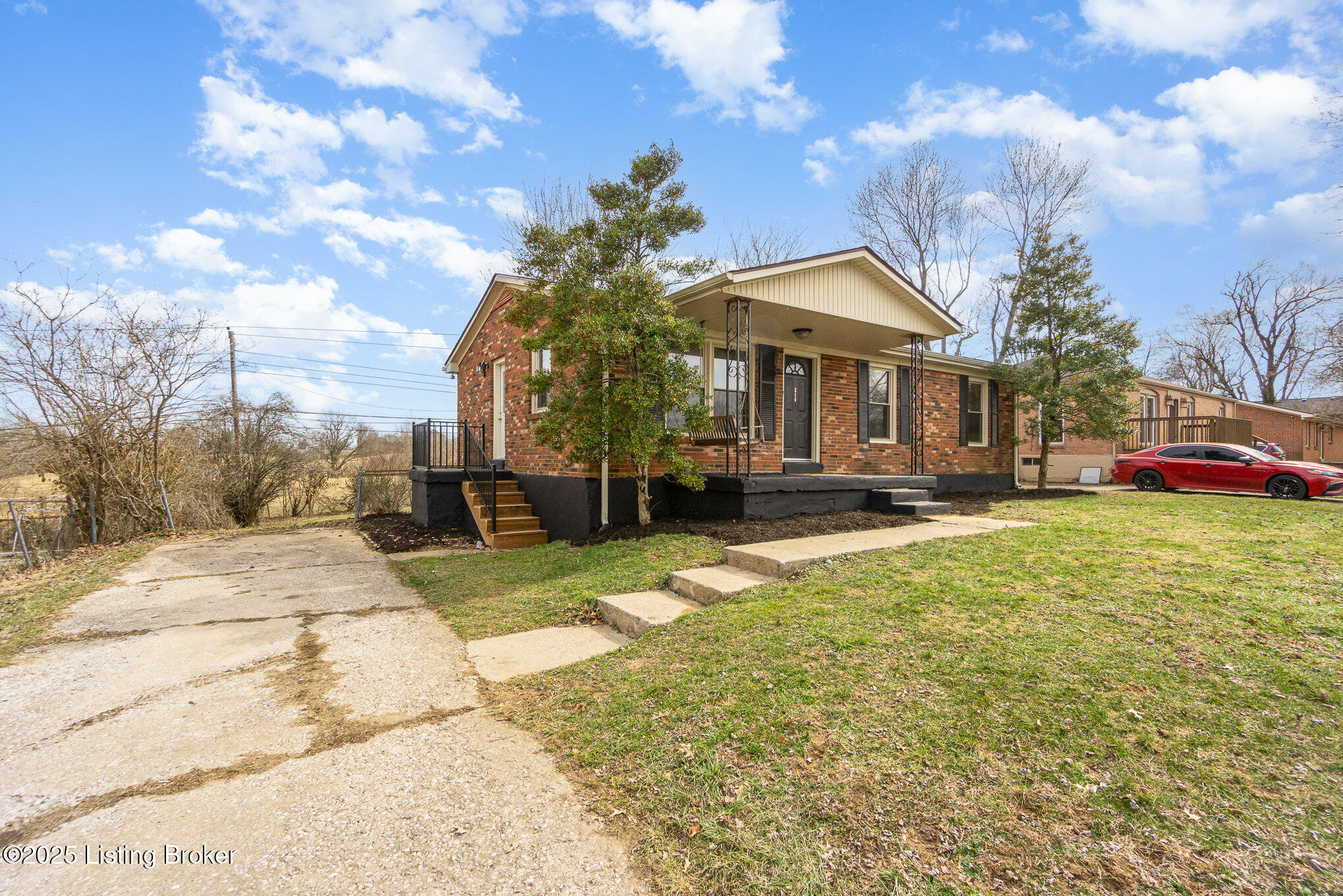 214 Brookfield Dr, Frankfort, Kentucky image 3