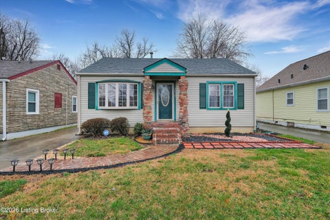 Homes For Rent - 3534 Algonquin Pkwy<br/> Louisville, KY 40211