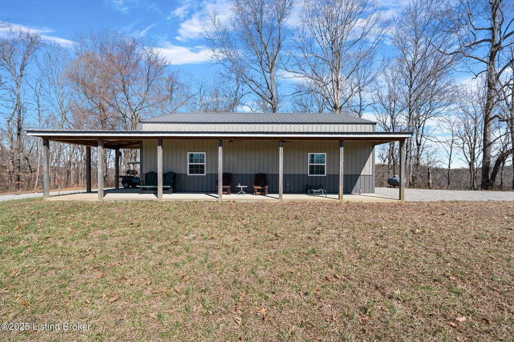 Photo of 511 Indian Cliff Rd, Clarkson, KY 42726 (MLS # 1710891)