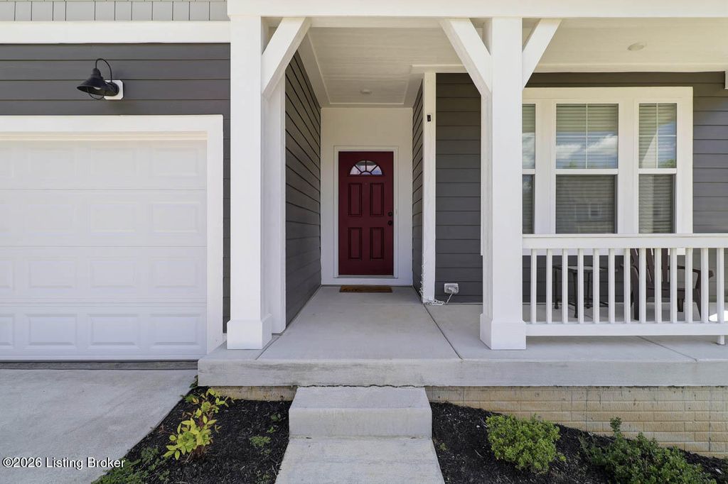 Photo of 135 Strawberry Field Dr, Mt Washington, KY 40047 (MLS # 1717941)