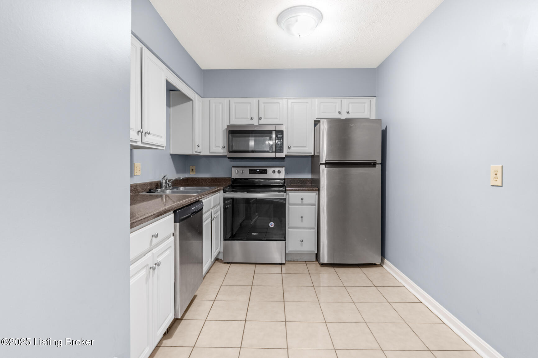 1003 La Fontenay Ct, Louisville, Kentucky image 10