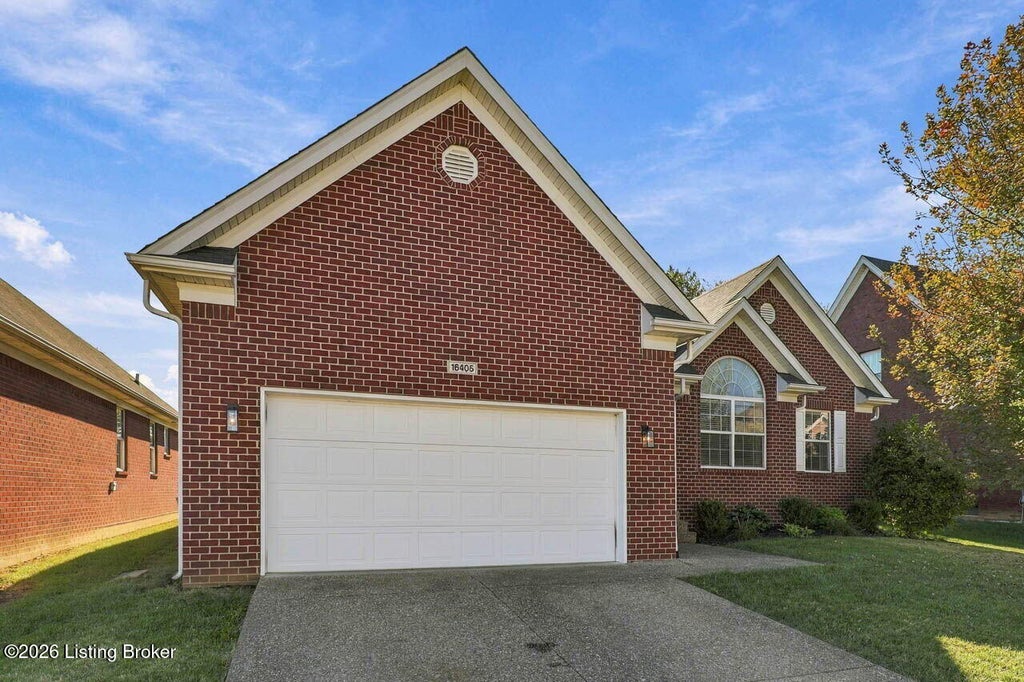 Photo of 16405 Taunton Vale Rd, Louisville, KY 40245 (MLS # 1732492)