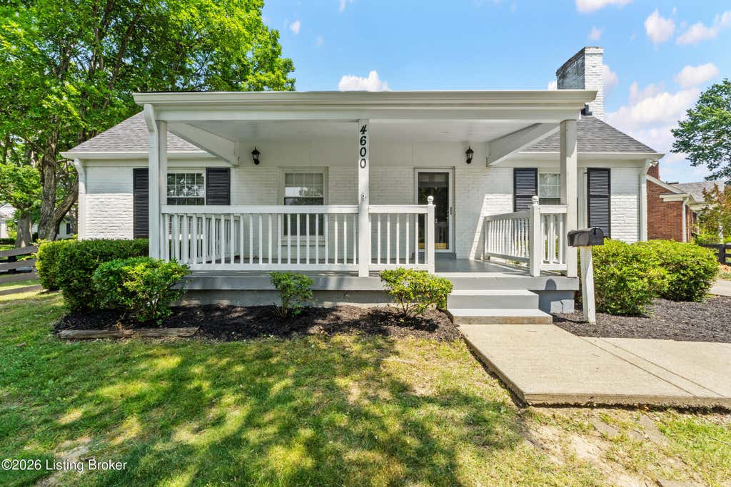 Photo of 4600 Beaver Rd, Bellewood, KY 40207 (MLS # 1725077)