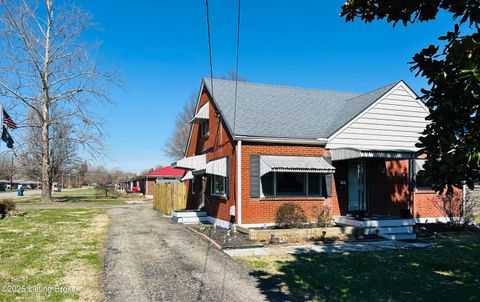 Photo of 5213 Stephan Dr, Louisville, KY 40258 (MLS # 1701522)